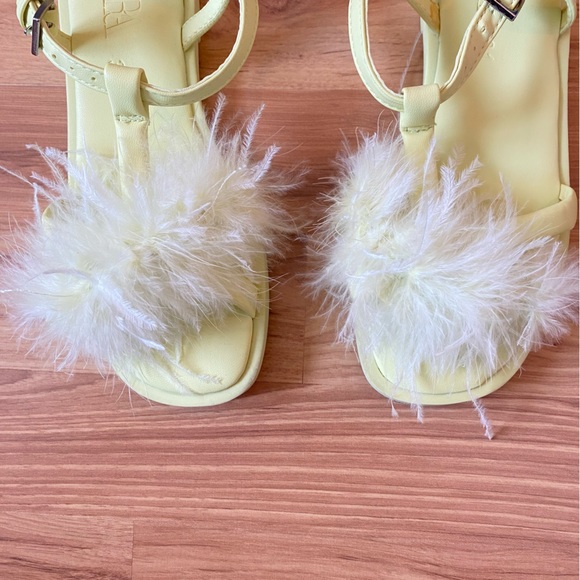 Zara Girls Feather Sandals in Lime Green-Size 13.5 - Picture 8 of 8